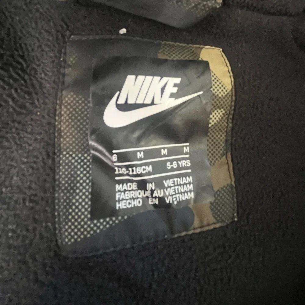 Nike Boys Camo Puffer Jacket Coat Size 6